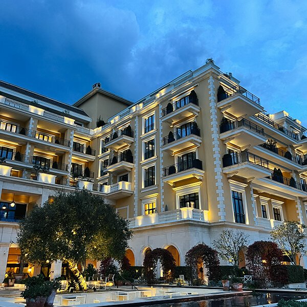 Hotel 600 X 600 Image