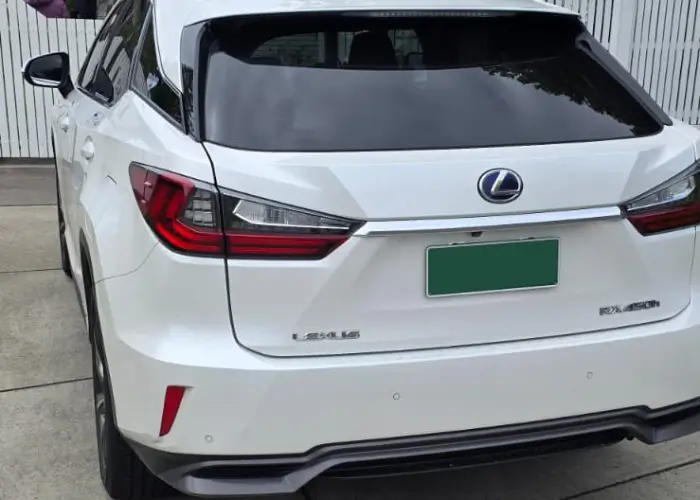 Car Img 4